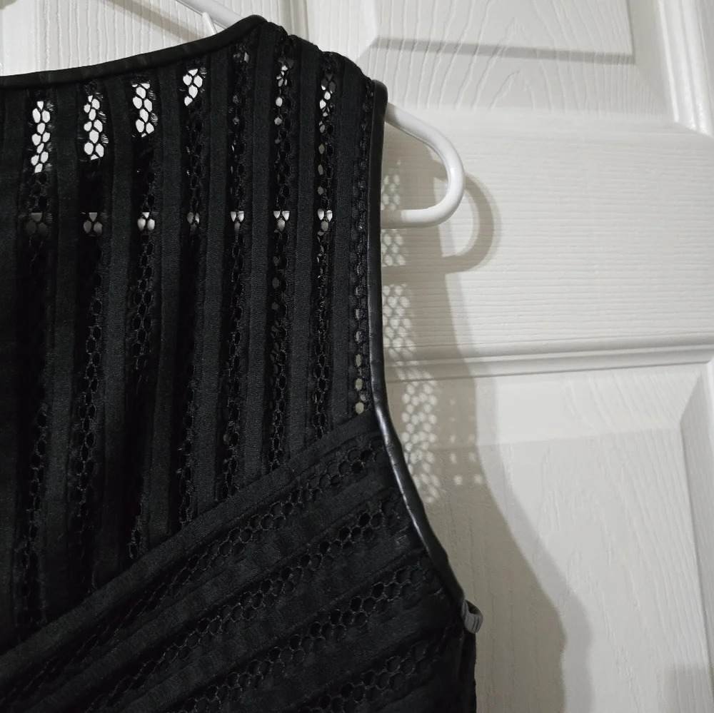 LRL Textured Chevron Scuba Sheath Dress, Vegan Leather Trim, Cage Neck, EUC! - Picture 11 of 14